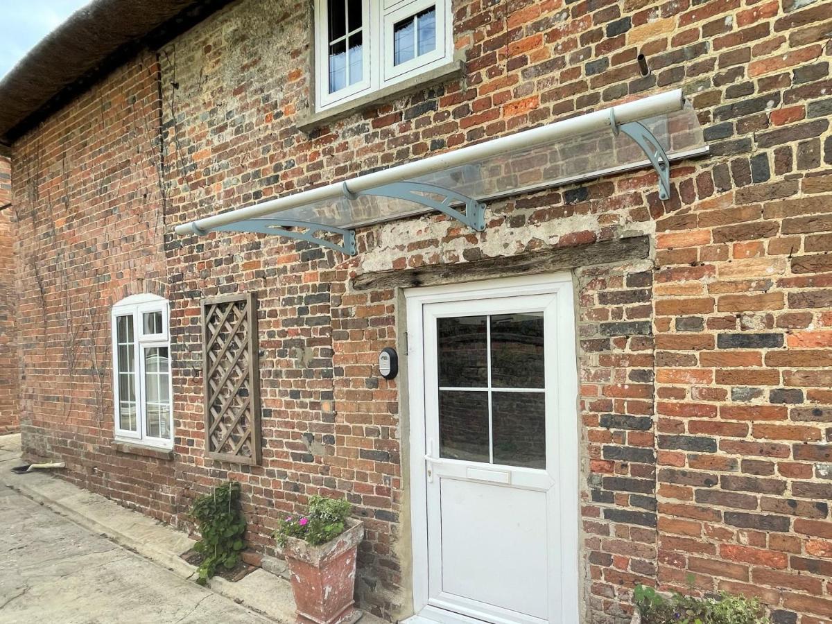 The Dairyman Suite Moreton  Esterno foto